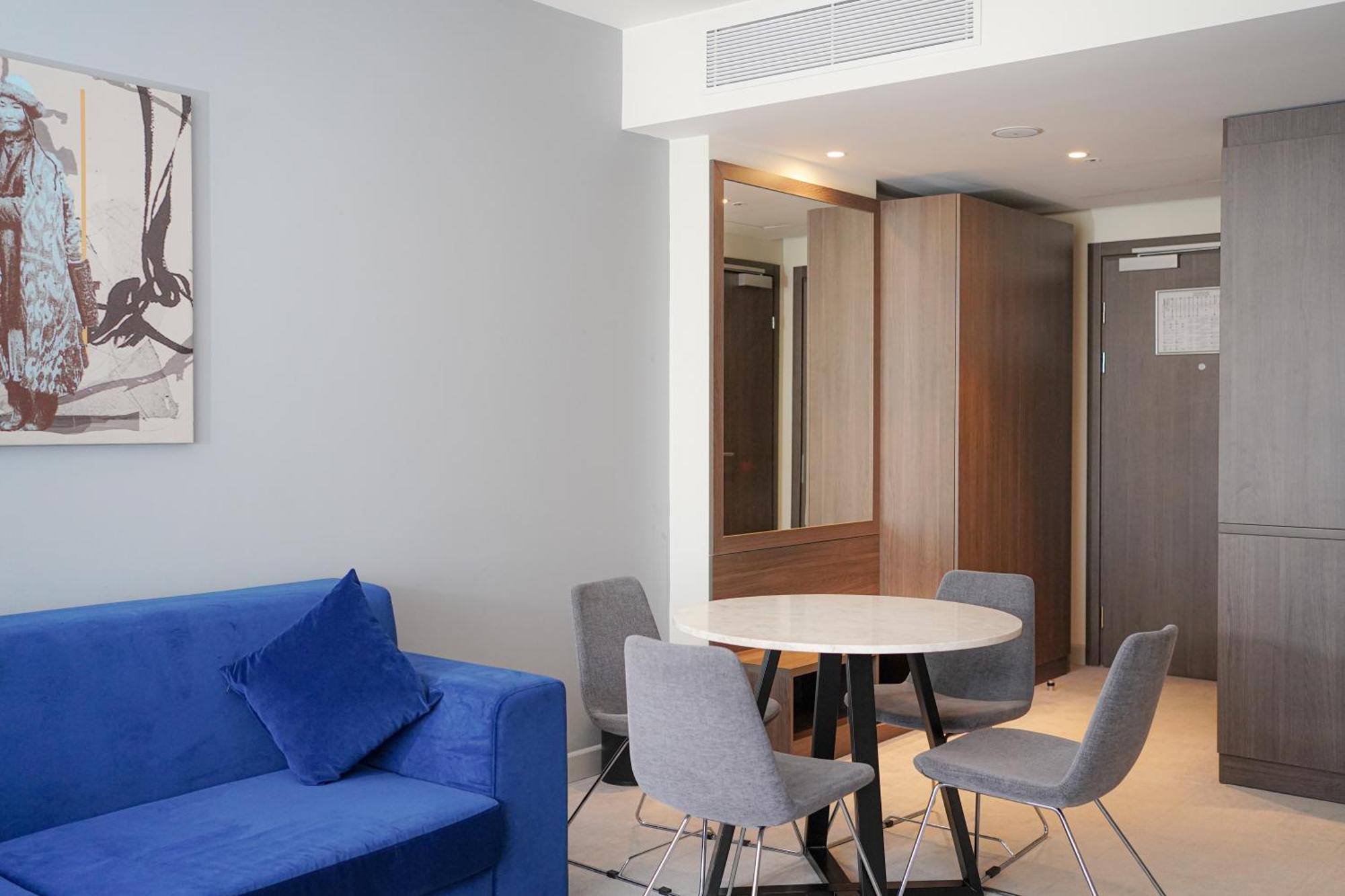 Novotel Bishkek City Center Kültér fotó