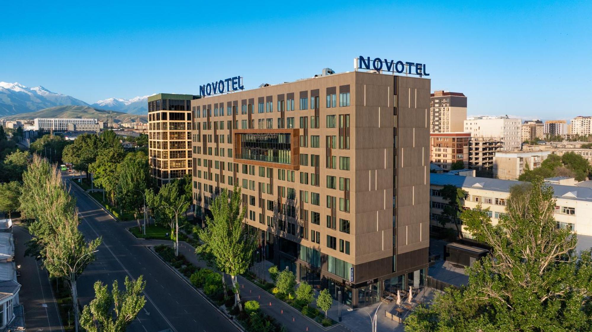 Novotel Bishkek City Center Kültér fotó